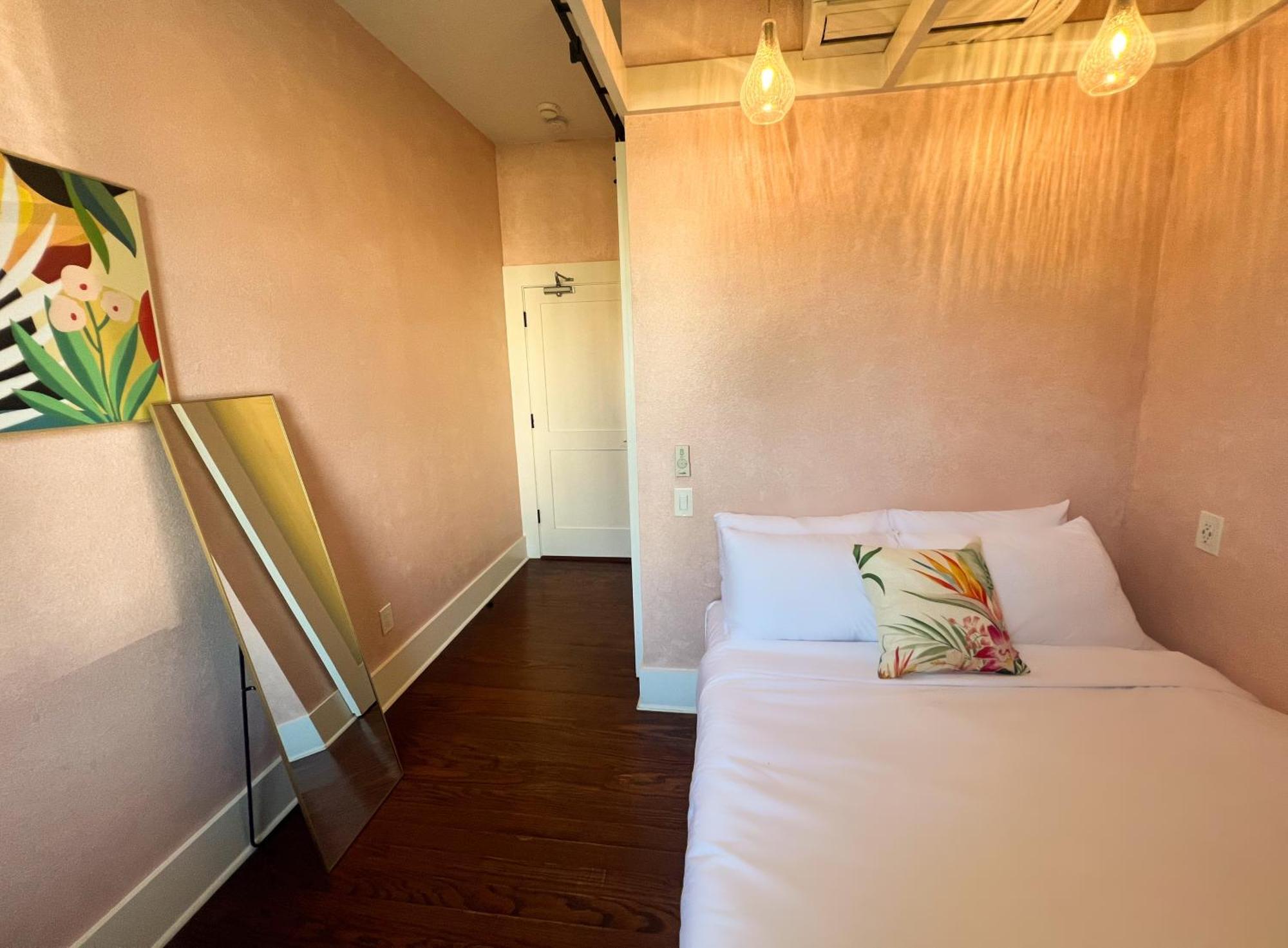 Hotel Lotus Galveston Zewnętrze zdjęcie