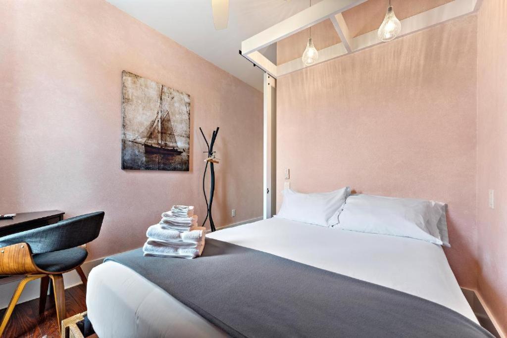 Hotel Lotus Galveston Zewnętrze zdjęcie